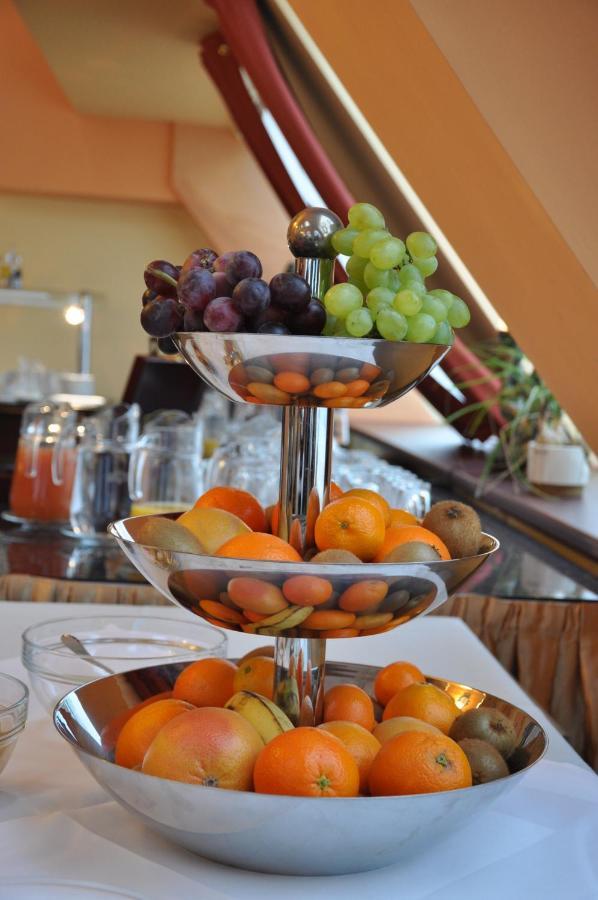 Piramida Park Hotel & Wellness Tychy Bagian luar foto