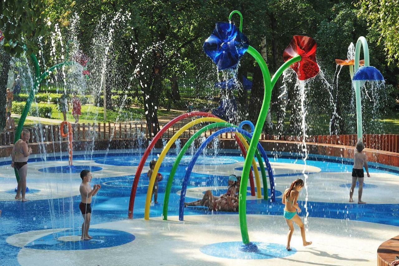 Piramida Park Hotel & Wellness Tychy Bagian luar foto