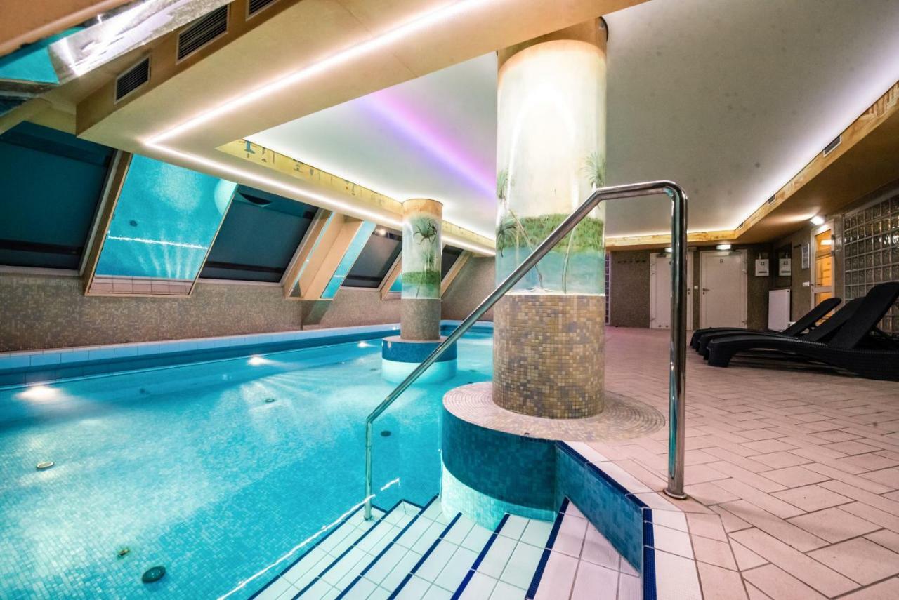Piramida Park Hotel & Wellness Tychy Bagian luar foto