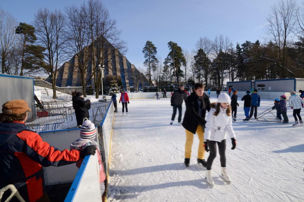 Piramida Park Hotel & Wellness Tychy Bagian luar foto