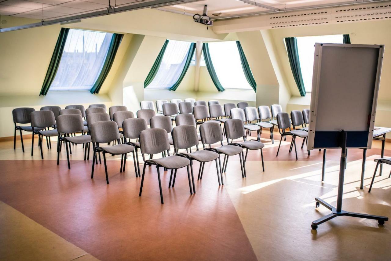 Piramida Park Hotel & Wellness Tychy Bagian luar foto